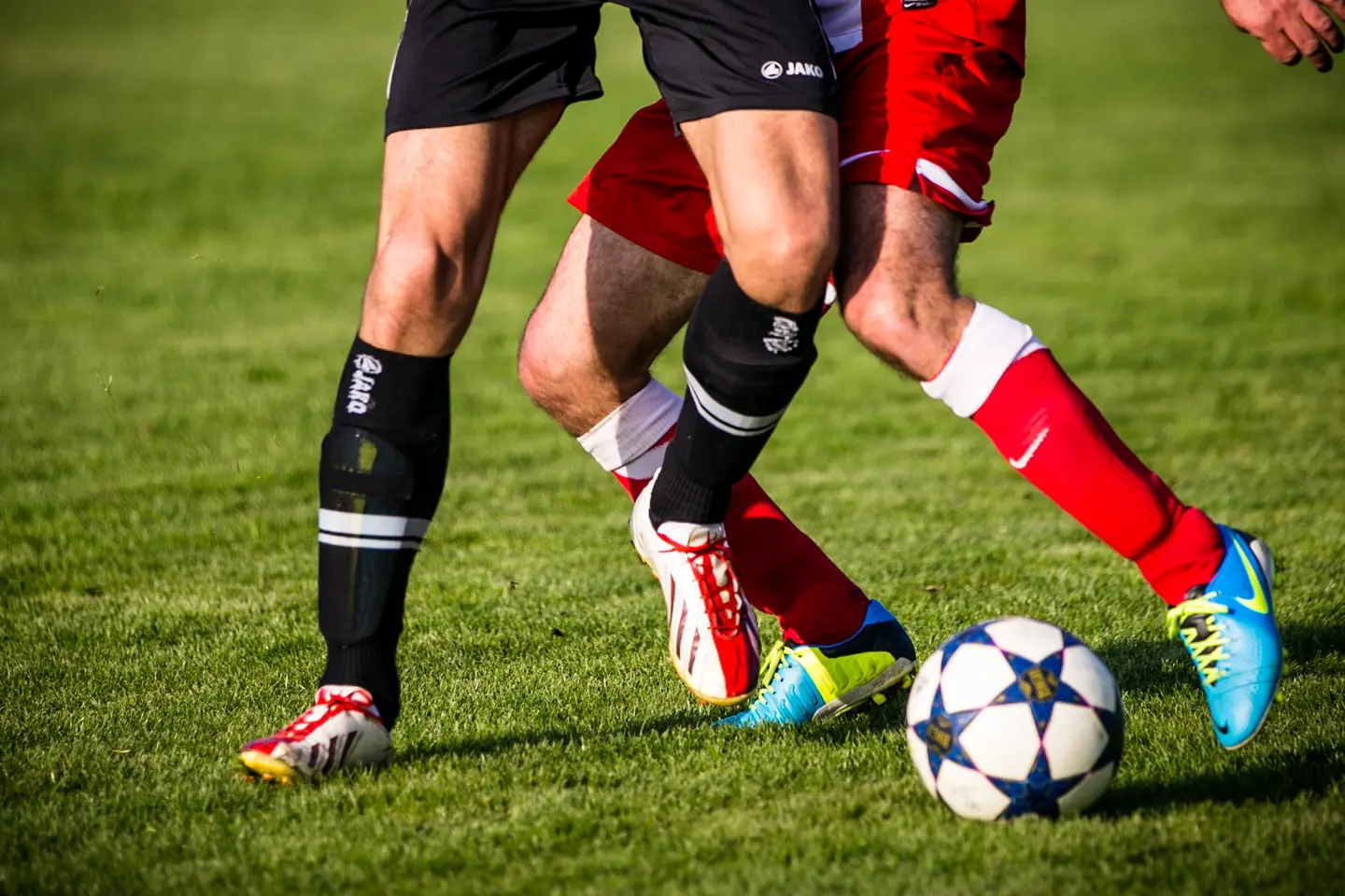 5 Quick Football Drills for Busy Players
